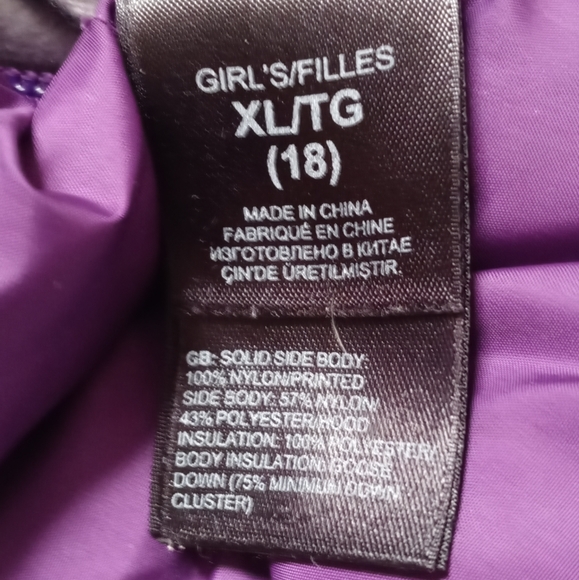 The North Face 550 Reversible Winter Coat - Picture 12 of 12